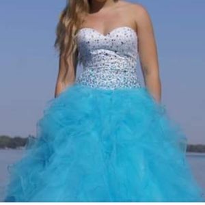 Prom dress
